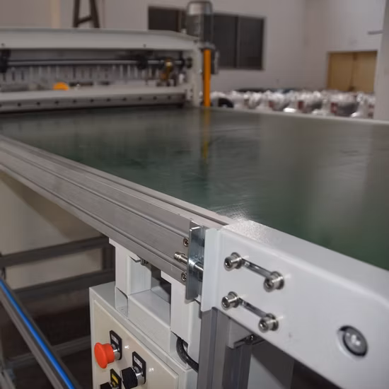 高品質の合板ケース電気 CE ISO 柔らかい材料機械 1600 ミリメートル切断機